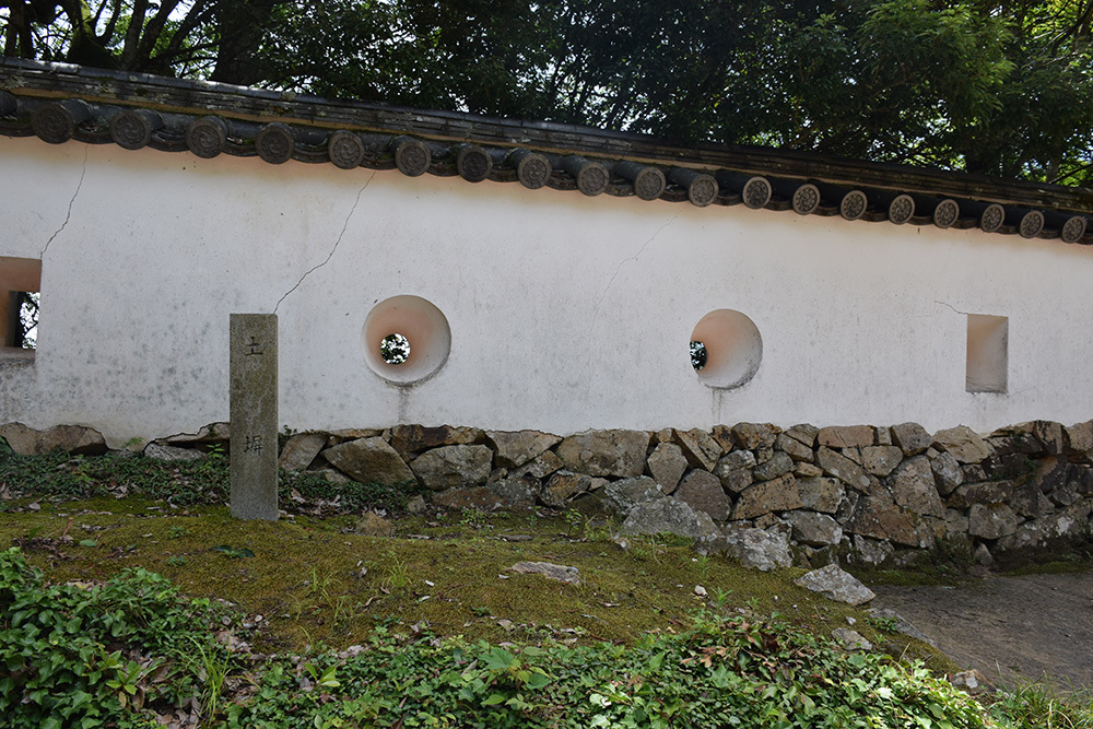 現存天守唯一の山城、備中松山城攻城記。 その2 <大手門~三ノ丸>_e0158128_22301424.jpg