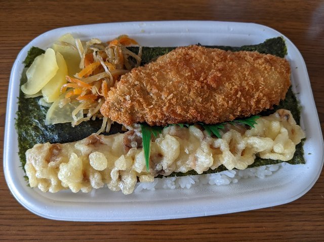 おかず やば盛のり弁 のり弁リニューアル ほっともっと 萩中2丁目店 eihoのブログ2 おかず やば盛のり弁 のり弁リニューアル ほっともっと 萩中2丁目店 eihoのブログ2