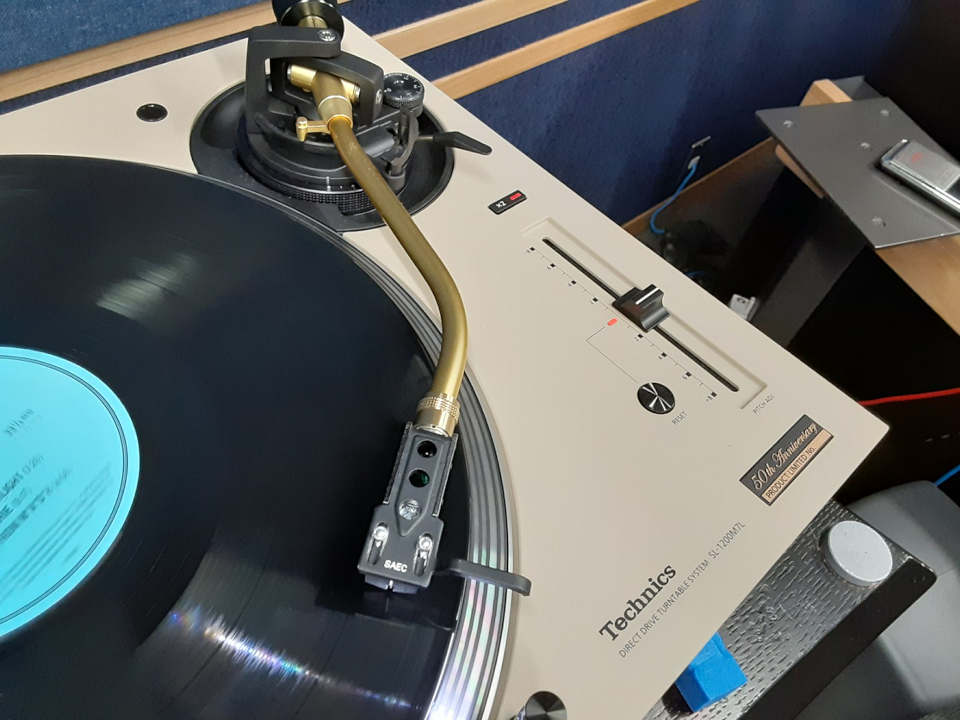 Technics SL-1200M7Lで聴く井筒香奈江さん「アナザー・アンサー」ラッカー盤_b0350085_19021776.jpg