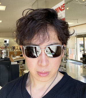 OAKLEY(オークリー)新作ワイヤーチタニウムサングラスHOLBROOK TI