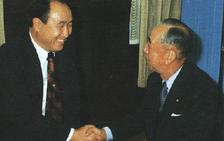 暗殺の簡潔な理由 - ”安倍晋三が最も影響力のある統一教会のシンパだから”_c0315619_15442548.png
