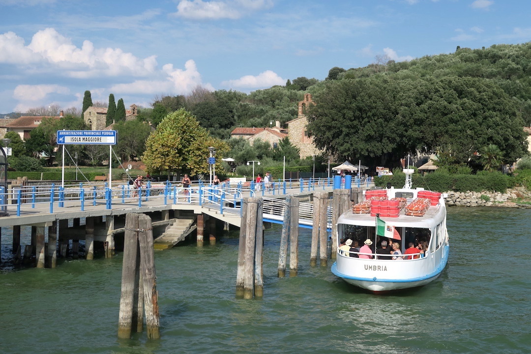 オルヴィエート・湖へ15ユーロで旅できるUmbria GO_f0234936_05301634.jpg