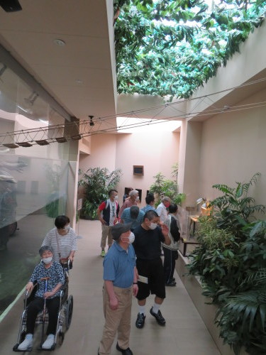 社会見学_c0350752_08403129.jpg