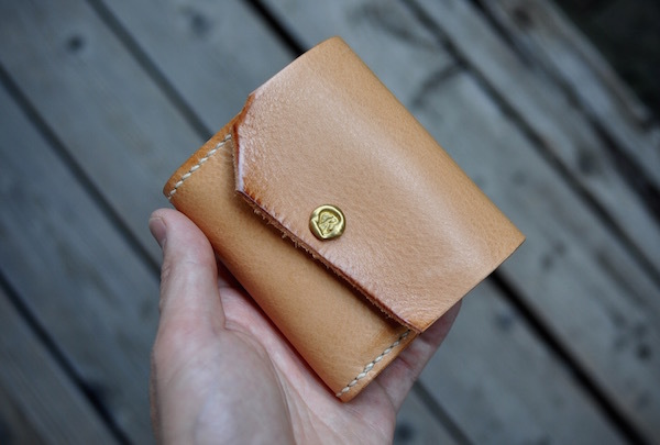 half wallet + initial drop_b0172633_08575594.jpg
