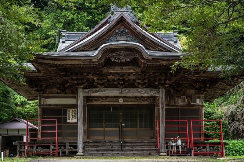 お不動さまがたくさん並ぶお寺_d0353489_22302070.jpg