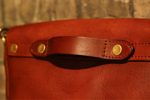 「VASCO」 いつ見ても一目惚れしてしまう \"LEATHER POSTMAN SHOULDER BAG\" ご紹介_f0191324_08150189.jpg