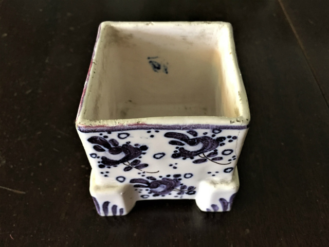 ブルー絵付け四角小植木鉢 半額 : スペイン・バルセロナ・アンティーク