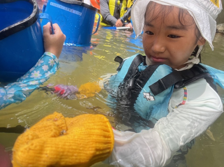 青空ようちえん〔週末〕親子かわあそび(7/17)大雨!というハプニングも経験した親子のワイルド川遊び_d0363878_16093171.jpg
