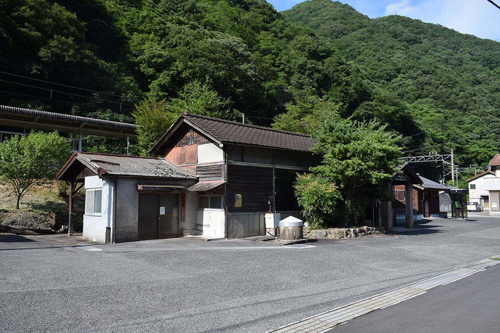 方谷駅(山田方谷旧宅及び長瀬塾跡)_e0158128_19422807.jpg