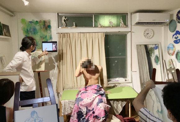「日本画名画ポーズ・クロッキー会」レポート!_d0130395_13052552.jpg