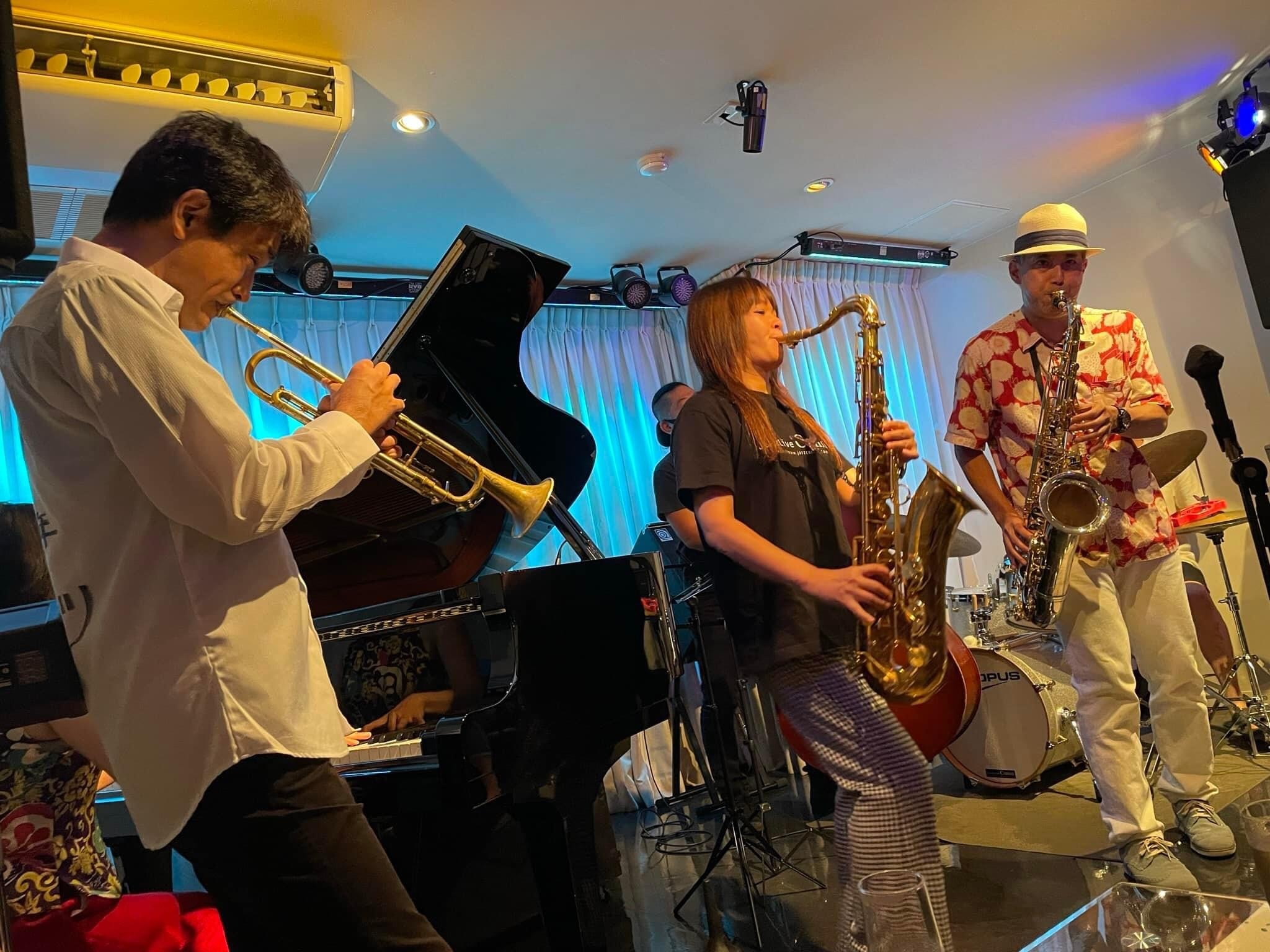 Jazzlive Comin ジャズライブカミン　広島　7月25日からのジャズライブ_b0115606_11190951.jpeg