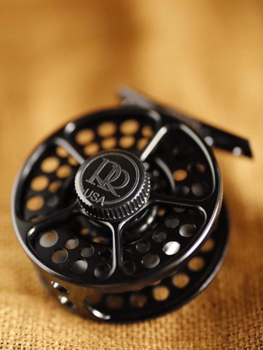 ROSS REELS EVOLUTION 1.0 : terry's River Side Bar ROSS REELS EVOLUTION 1.0 : terry's River Side Bar