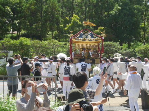 3年ぶりに「神と仏の出会い」7・24八雲神社例大祭_c0014967_18045004.jpg