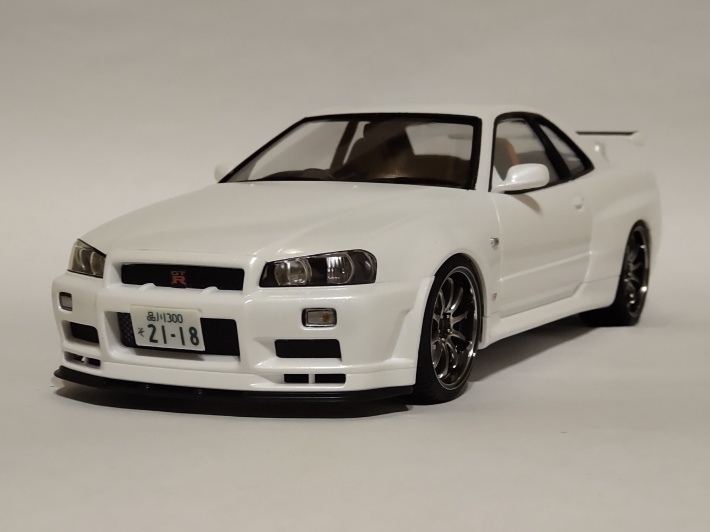 新着 タミヤ GT-R R34