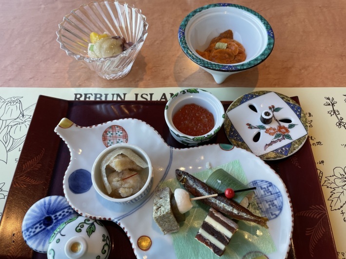 利尻 礼文 稚内の旅13 花れぶんの食事 リタイア夫と空の旅 海の旅 二人旅