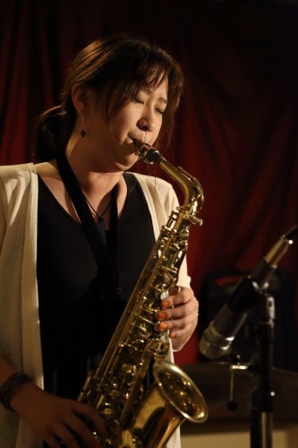 Maki Hachiya 2022:8月〜9月 live schedule_d0239981_16404599.jpg