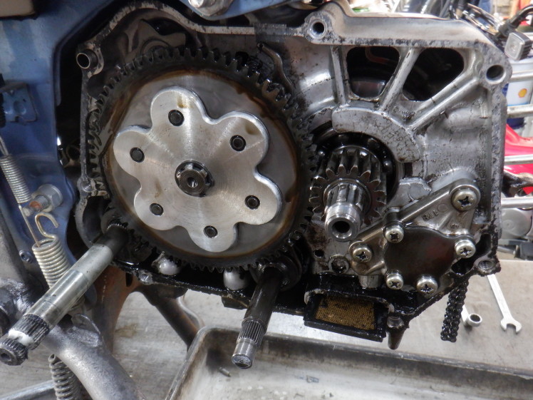 スーパーカブ50スーパーカスタム ボアアップ作業 : モーター スーパーカブ50スーパーカスタム ボアアップ作業 : モーター
