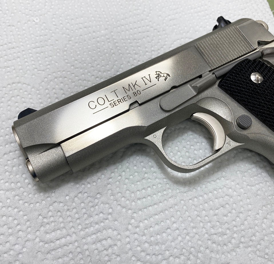 ステンレスカラー　PIERCE BULLT モデルガン ステンレスカラー PIERCE BULLT モデルガン