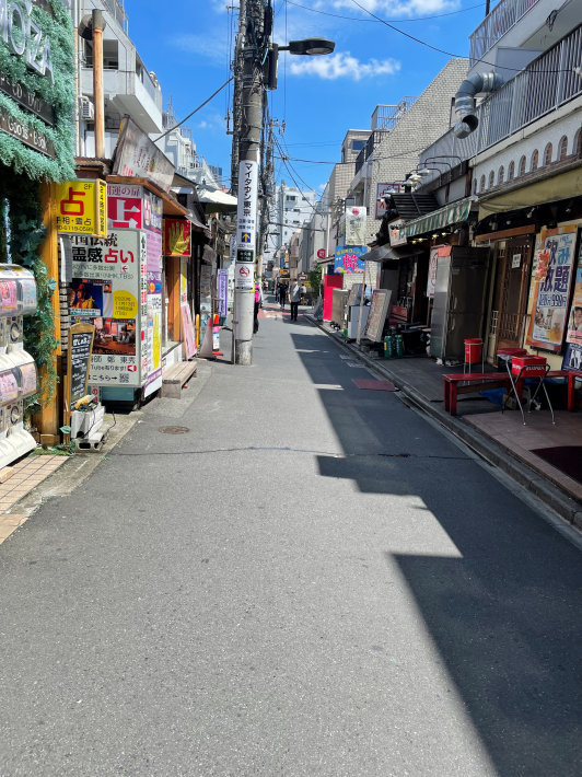 新大久保に出来たartboxへ ハレクラニな毎日