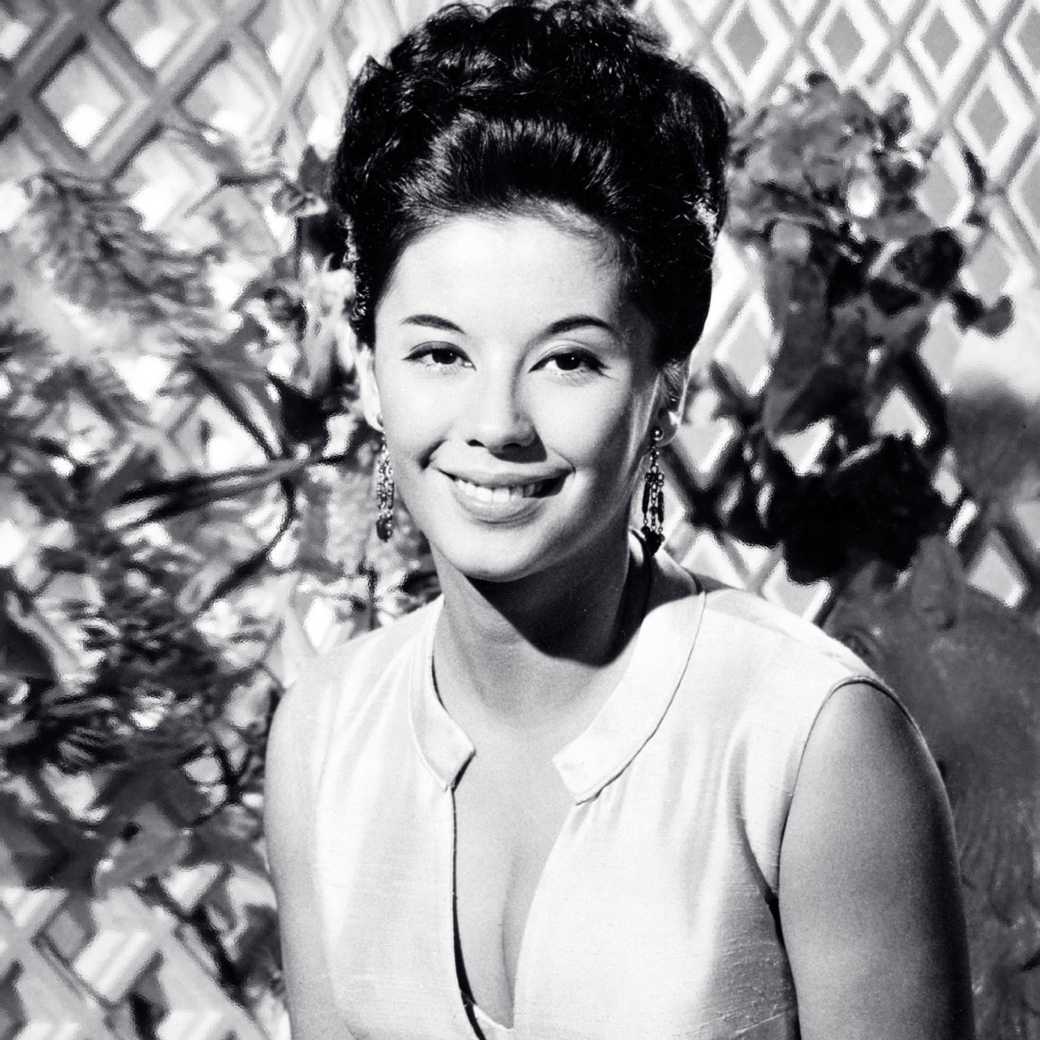 フランス・ニュイエン（France Nuyen）・・・美女落ち穂拾い220731_e0042361_13510523.jpg