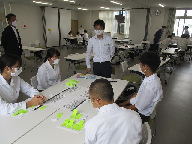 キャリア教育に力を入れる東名電機さんを富士高1年生が「企業訪問」_f0141310_08190126.jpg