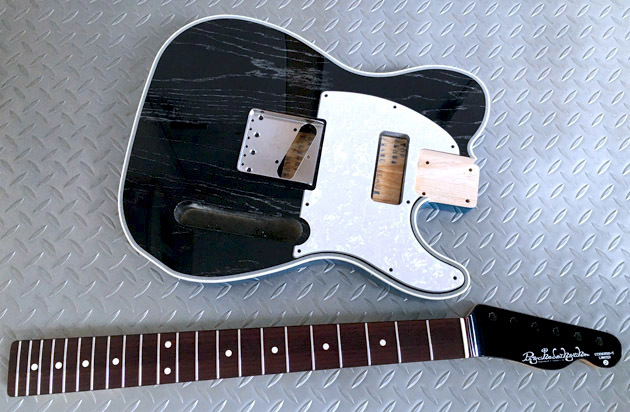 「Zebra Pearl Black × White MetaのSTD-T」塗装完了!_e0053731_17252199.jpeg