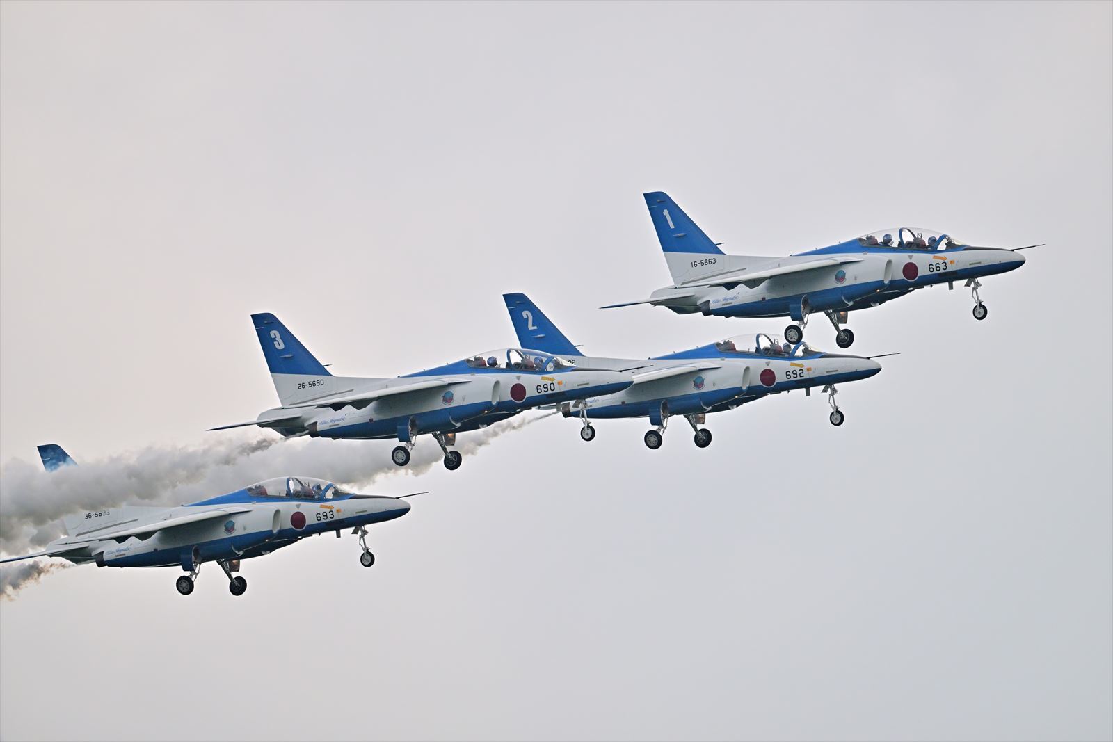 千歳基地航空祭22 ブルーインパルス編 22 7 31 やぁやぁ 千歳基地航空祭22 ブルーインパルス編 22 7 31 やぁやぁ