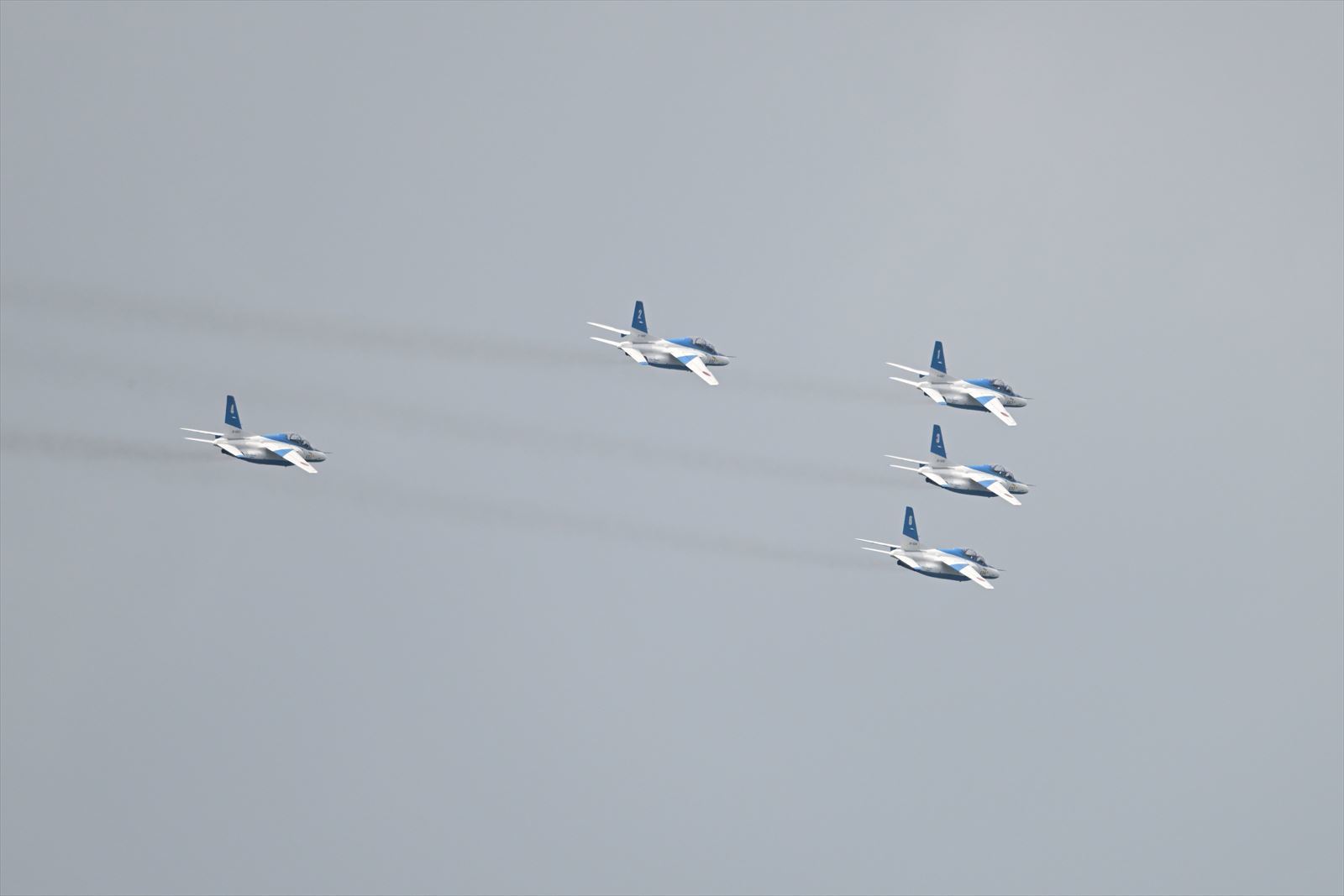 千歳基地航空祭2022 ブルーインパルス編 2022.7.31 : やぁやぁ。