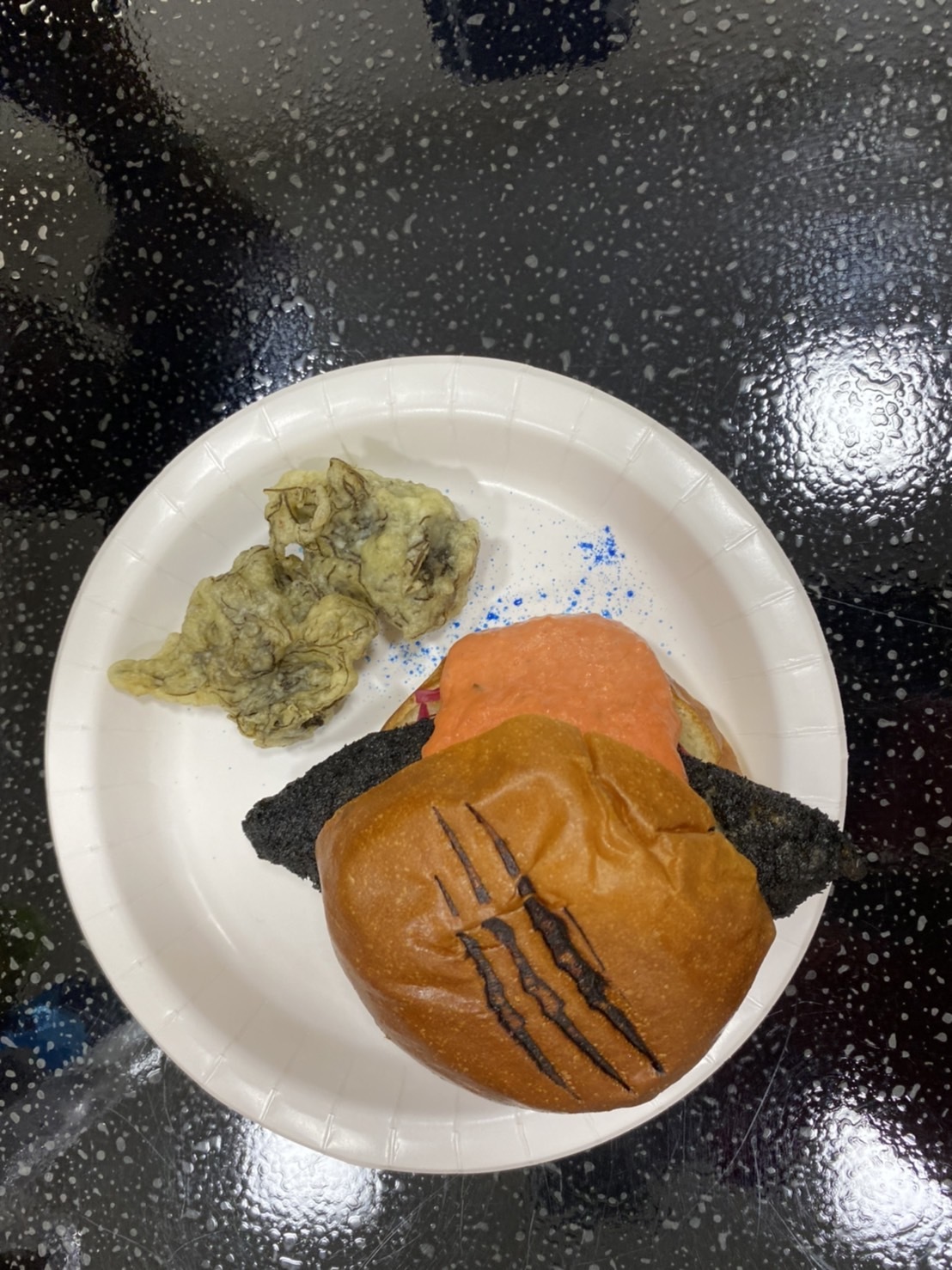ラスクのワンピ缶_a0163623_19075766.jpg