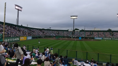 旭川ｽﾀﾙﾋﾝ球場Fighters戦_c0201329_16523818.jpg