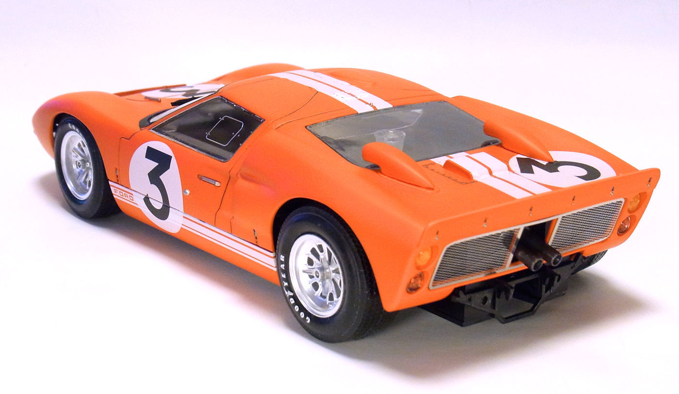 フォード GT40 1/8スケールモデル Amalgam's 1:8 scale Ford GT40 Model Reaches Prototype Stage