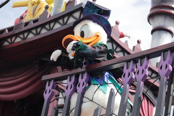 秋ディズニー攻略準備 問4 回答 人気パレードはアトラクションに影響を与える 東京ディズニーリポート 秋ディズニー攻略準備 問4 回答 人気パレードはアトラクションに影響を与える 東京ディズニーリポート