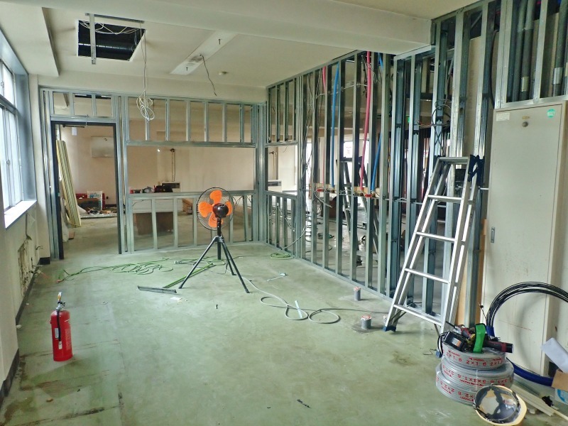 28日の会館の改修工事は・・・_c0336902_21290063.jpg