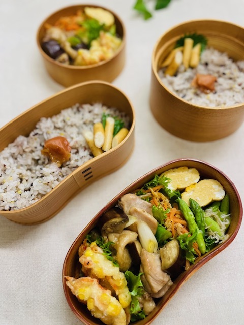 lunch box ×3 ささやかな日常に感謝_a0165160_16211086.jpg