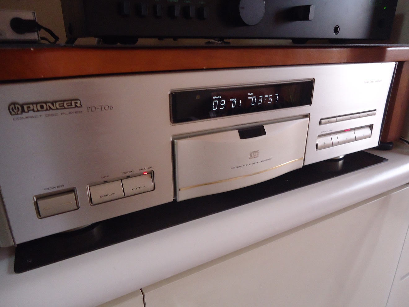 逆さまのCD : シンプルに生きる 逆さまのCD : シンプルに生きる