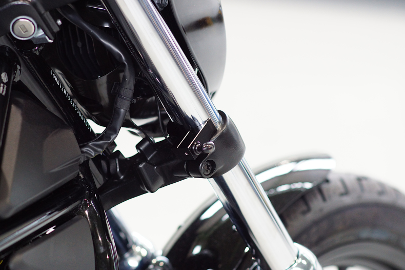 ナイトスター フロントウインカーステー完成 : custom factory ナイトスター フロントウインカーステー完成 : custom factory