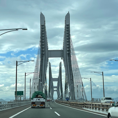 瀬戸大橋を渡り高松へ_d0214221_04210114.jpg