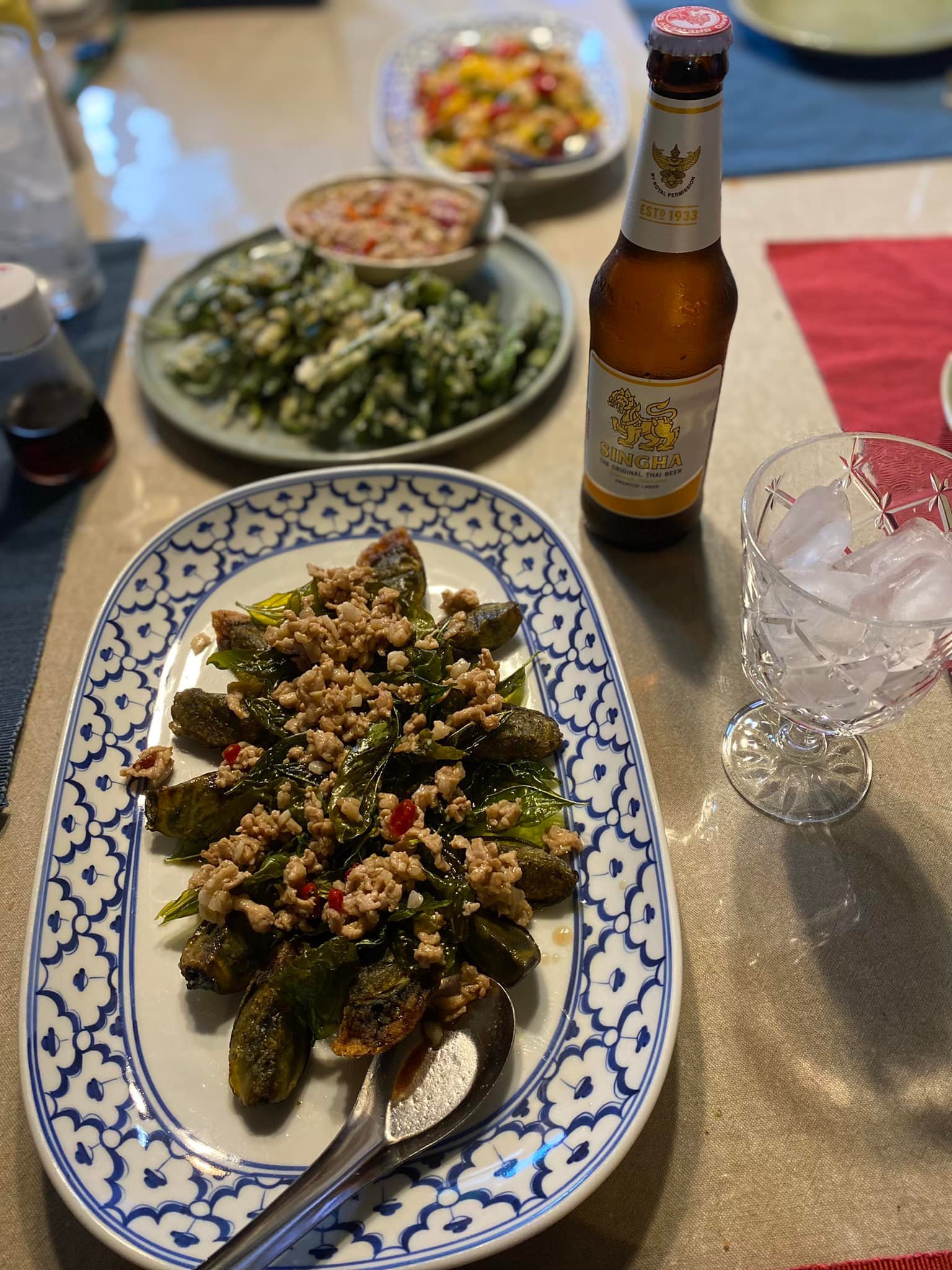 お墓参りとタイ料理三昧_d0020993_17004514.jpg