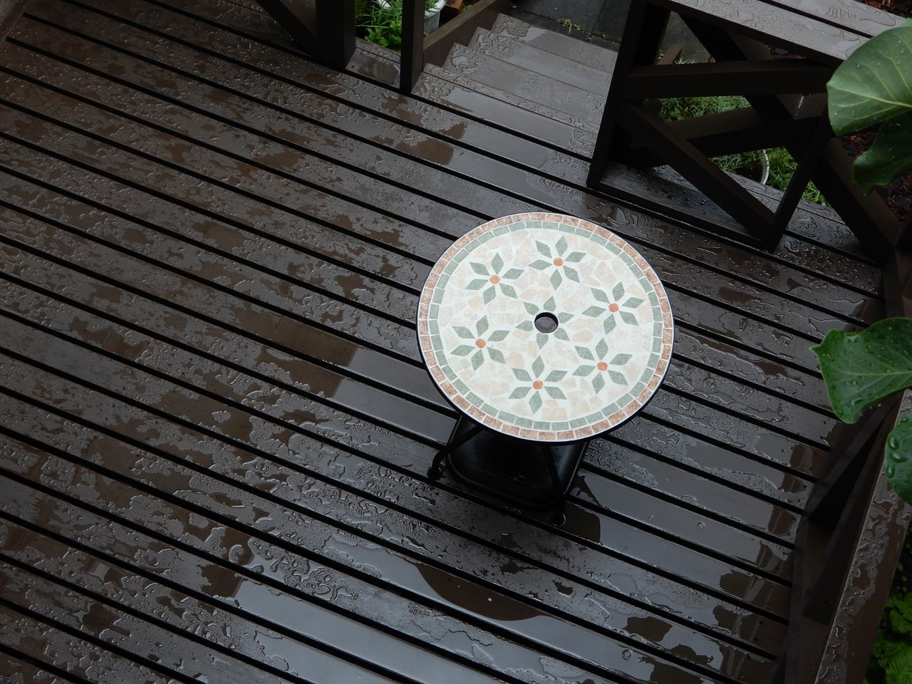 豪雨は北海道の南をかすめて移動中のようです_c0025115_22080529.jpg