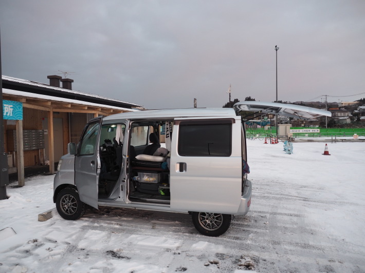 2022.01.01 道の駅さんさん南三陸で車中泊_a0225740_18253444.jpg