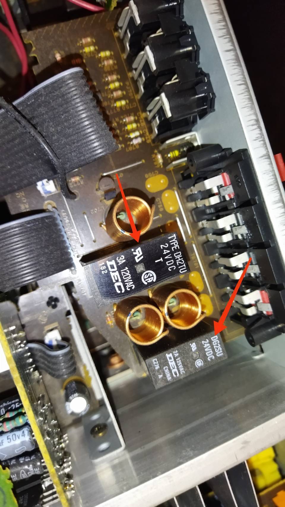 YAMAHA AV / DSP R-793 アンプの不良の為、音が出ない:修復完了 YAMAHA AV / DSP R-793 アンプの不良の為、音が出ない:修復完了