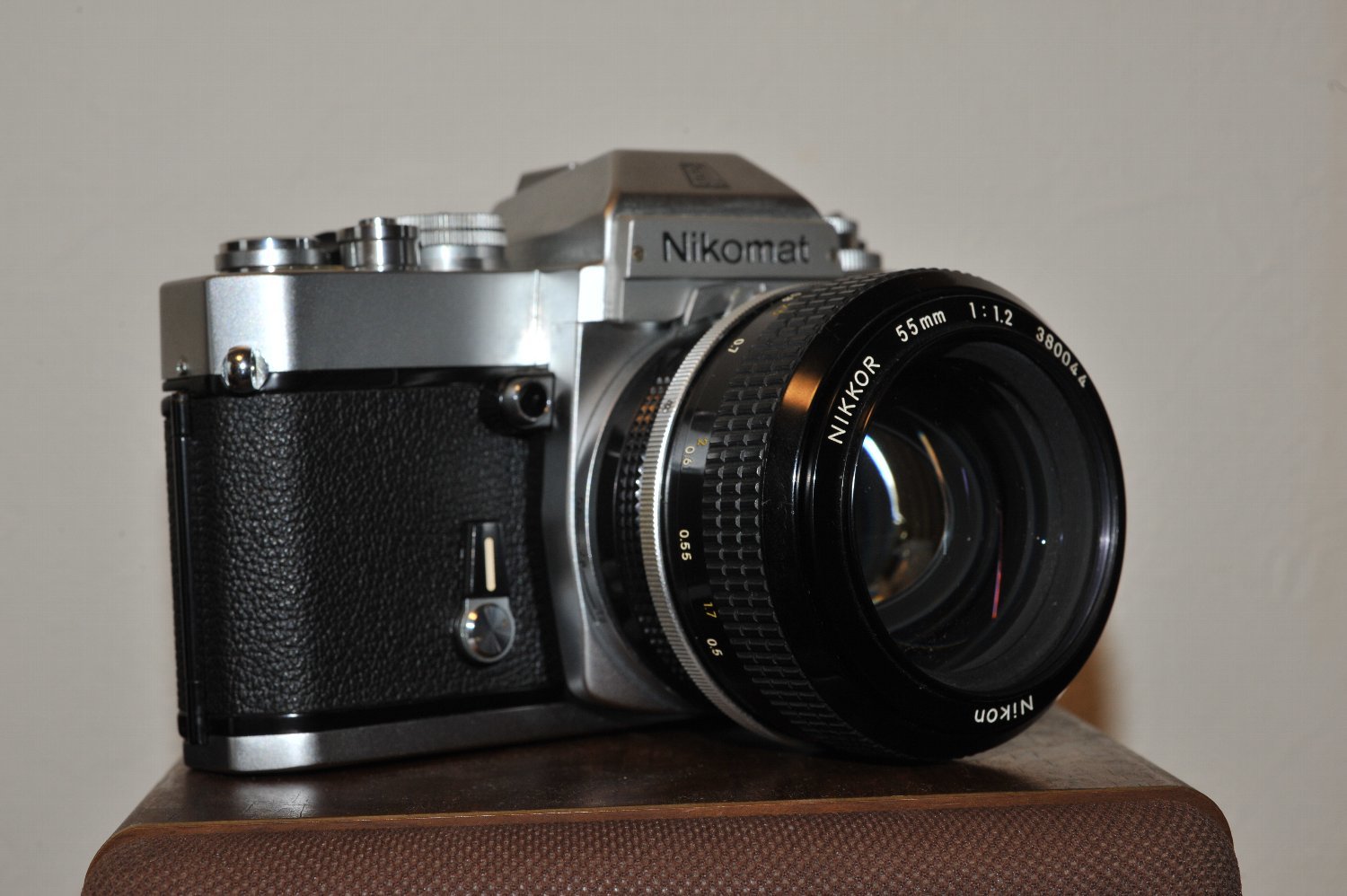 New Nikkor 55mm F1.2 で つまらんものを_b0069128_13120795.jpg