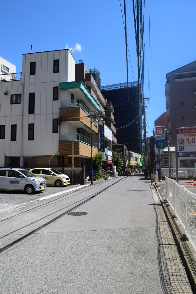 東京東久留米市の清富士ビル(建築家・遠藤楽設計作品探訪) : 関根要