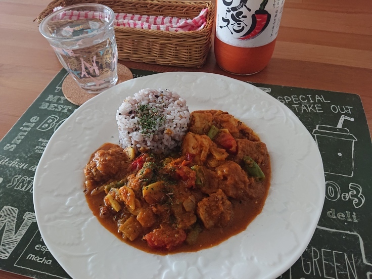 奇跡の人参ジュースで煮込む チキンと夏野菜のスパイスカレー Candy Sarry 2