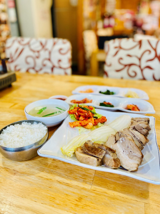 新大久保ひとりランチは迷わずポッサム定食 豚かん ハレクラニな毎日