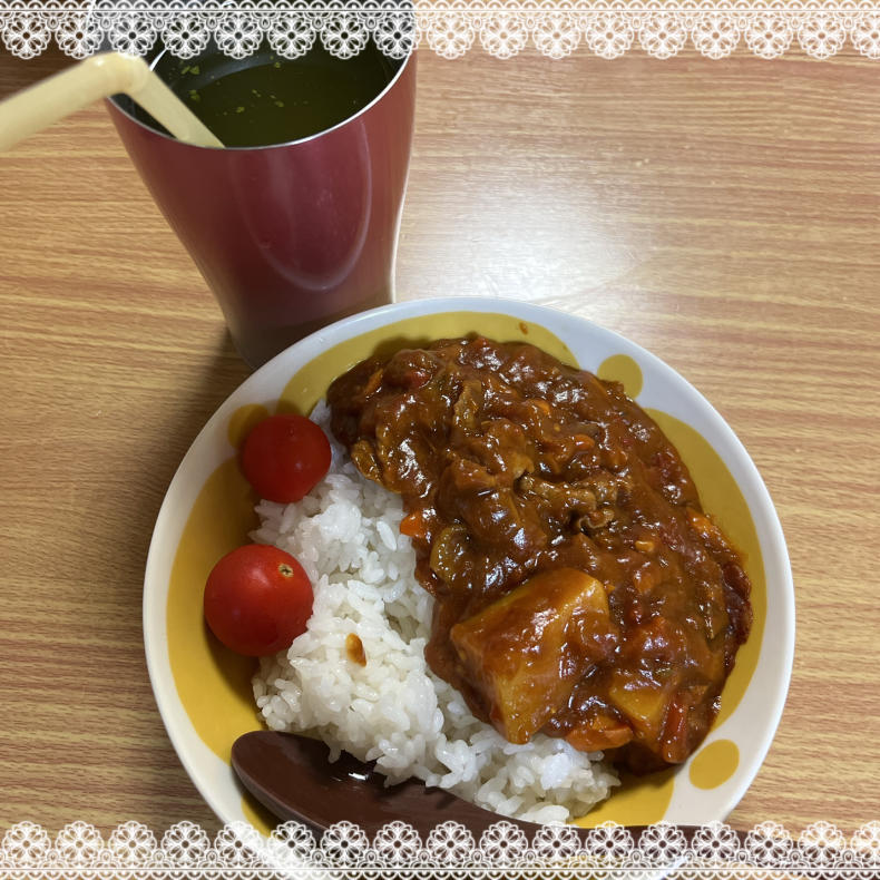 ぶんぶんチョッパーで野菜みじん切りしたやつをカレーにしました。_a0384246_19571574.jpg