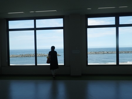 ずっと二ツ島を眺める_b0312424_04033252.jpg