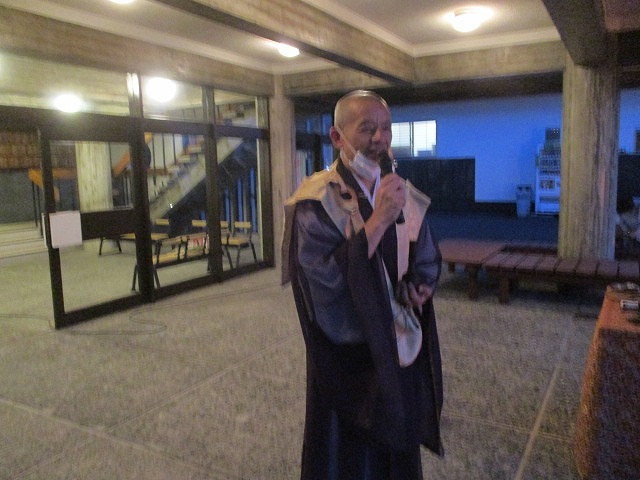 わきみず寺(法雲寺)で3年振りの「お炊き上げと灯篭流し」_f0141310_06060253.jpg