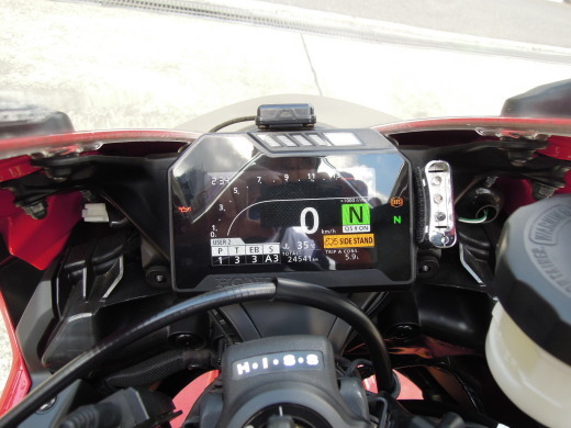 CBR1000RRSP2限定35台の中の1台が…ですやん!_f0056935_17420238.jpg