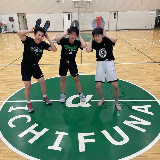 ICHIFUNA バスケットボールパンツ 緑色 ICHIFUNA バスケットボールパンツ 緑色 市立船橋高校｜高校生新聞